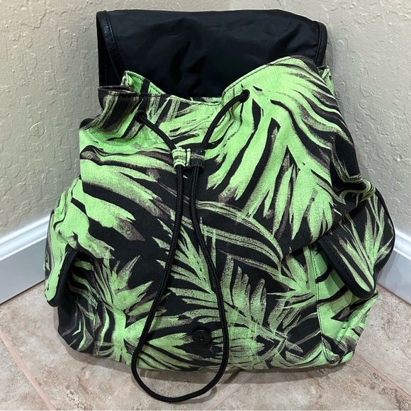 BOGO ☀️ Canvas Hurley Backpack in Bright Green Tropical Print - Picture 4 of 14